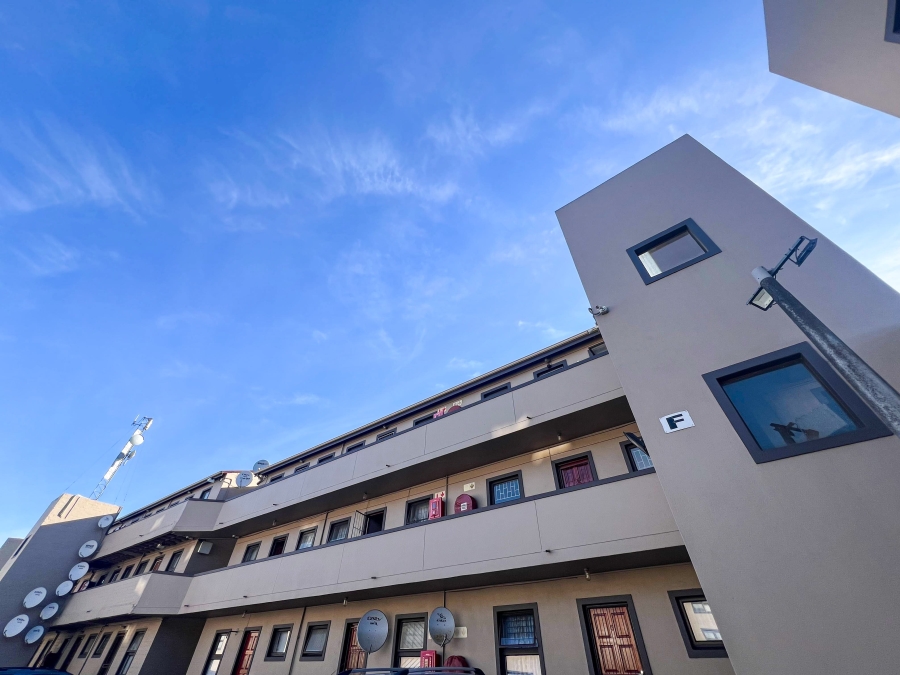 To Let 2 Bedroom Property for Rent in Windsor Park Western Cape